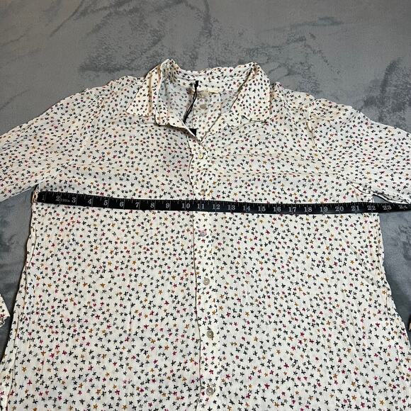 Jane and Delancey Ditzy Floral Button Up Shirt Size Large NEW Lightweight Casual - Picture 8 of 9